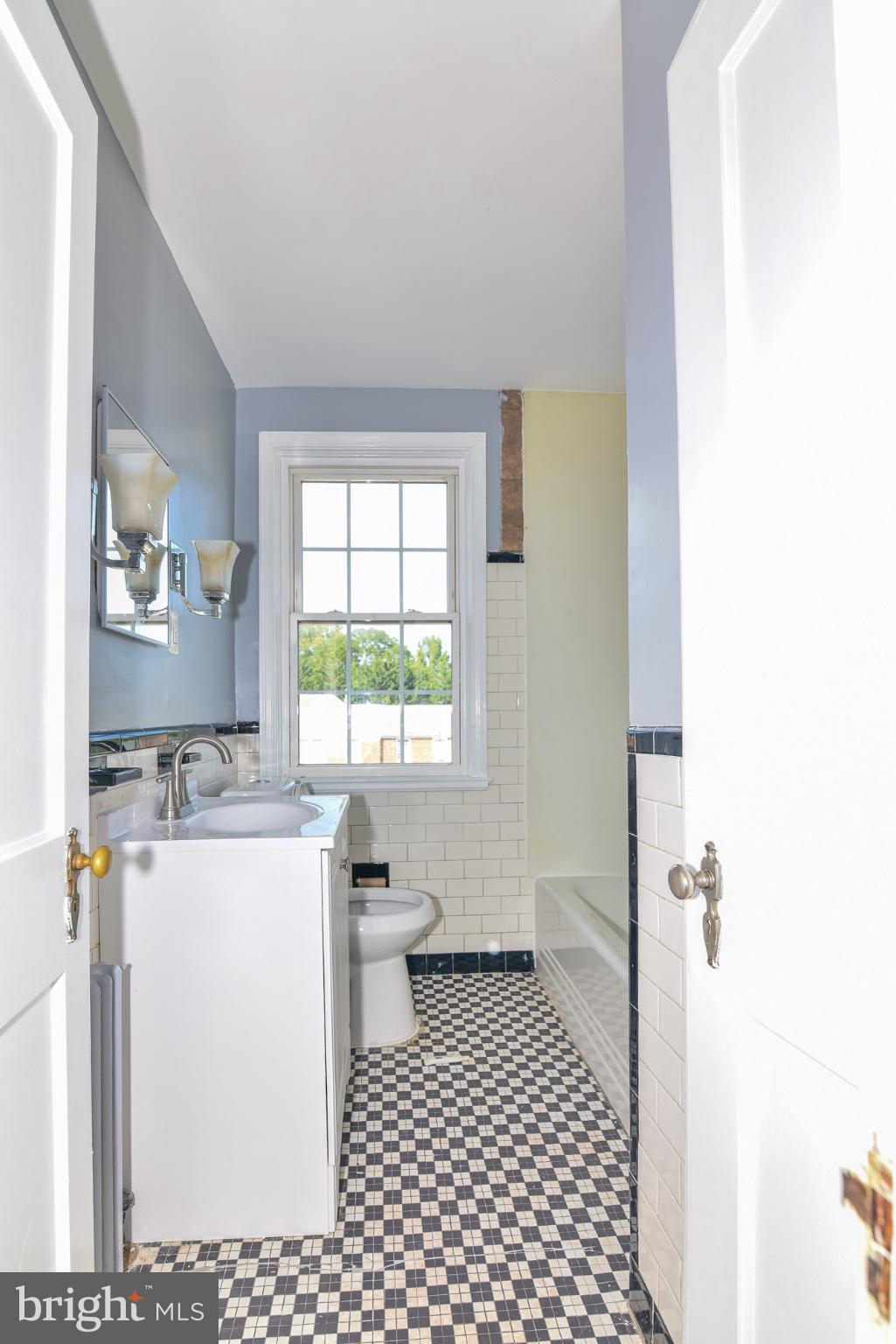 806 Braeside Road Baltimore, MD 21229 - Photo 25 of 35 Gallery Image 25