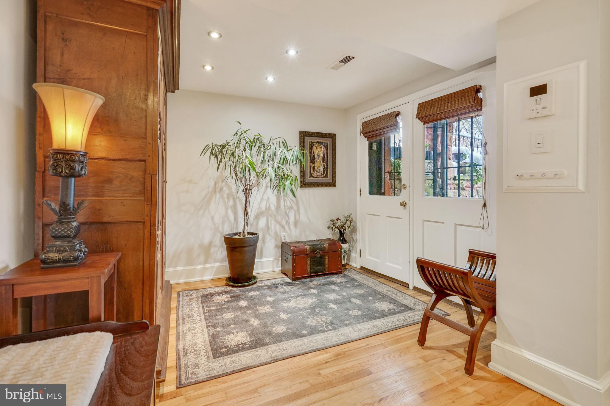 24 Logan Circle Northwest, Unit 1 Washington, DC 20005 - Photo 11 of 19