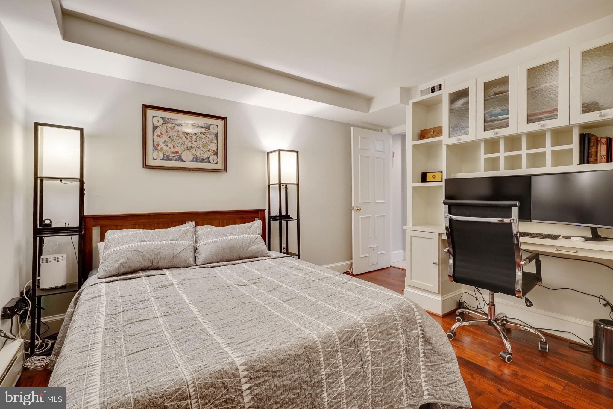 24 Logan Circle Northwest, Unit 1 Washington, DC 20005 - Photo 13 of 19