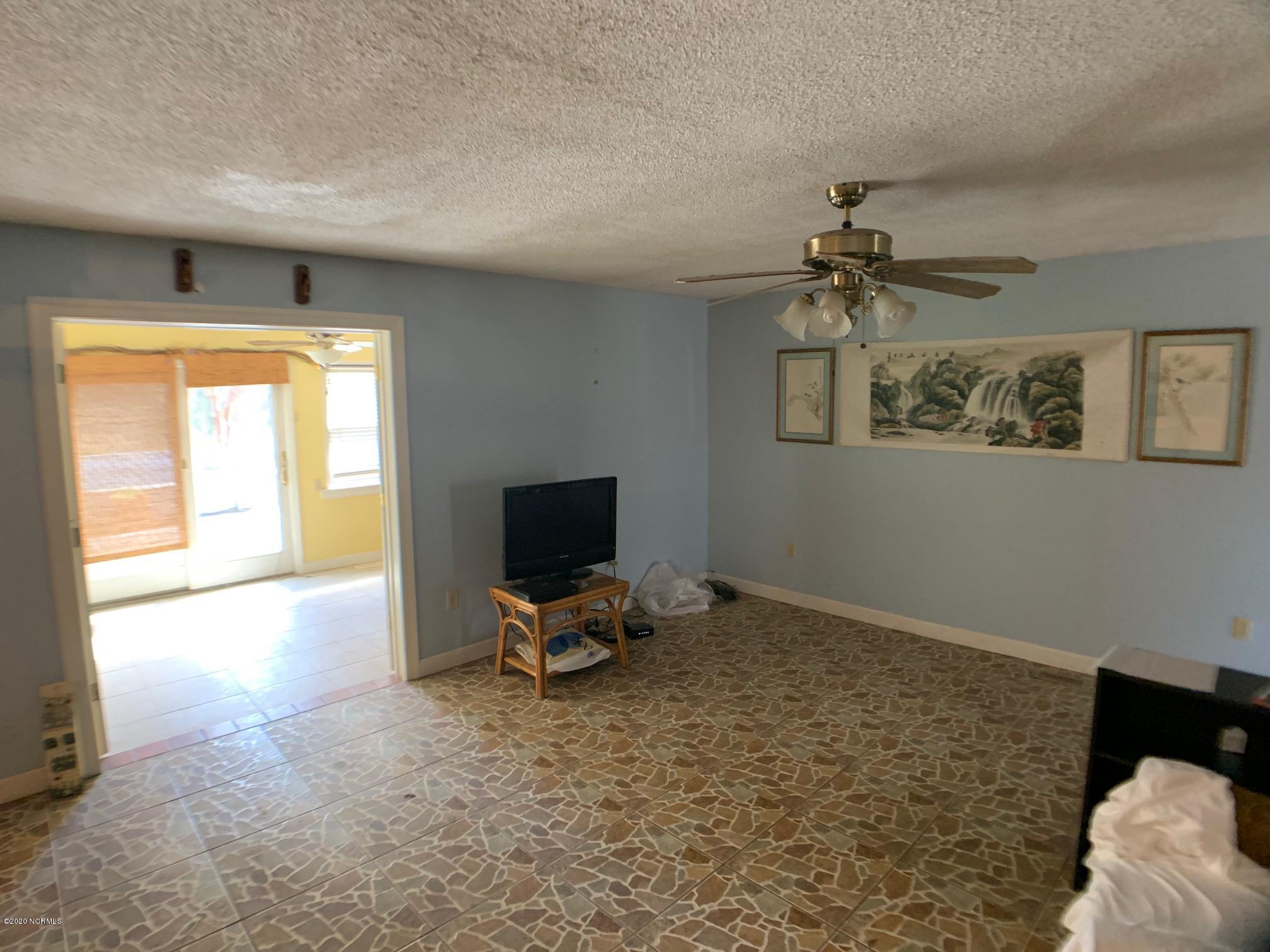 831 Caison Loop Road Southeast Winnabow, NC 28479 - Photo 5 of 22 IMG_1199