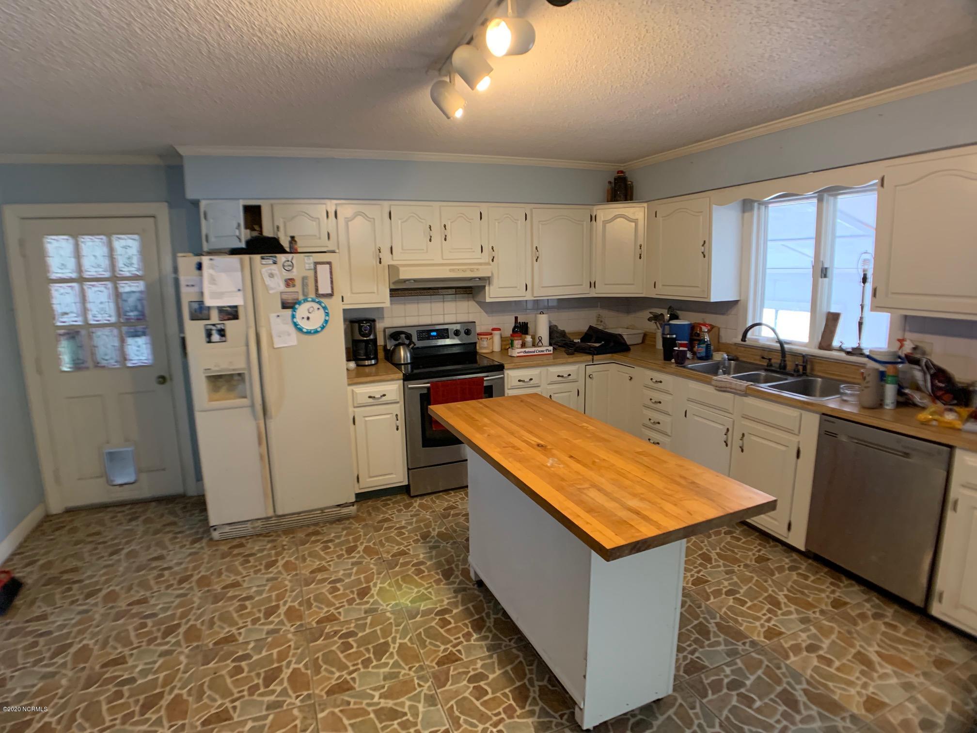 831 Caison Loop Road Southeast Winnabow, NC 28479 - Photo 6 of 22 IMG_1201
