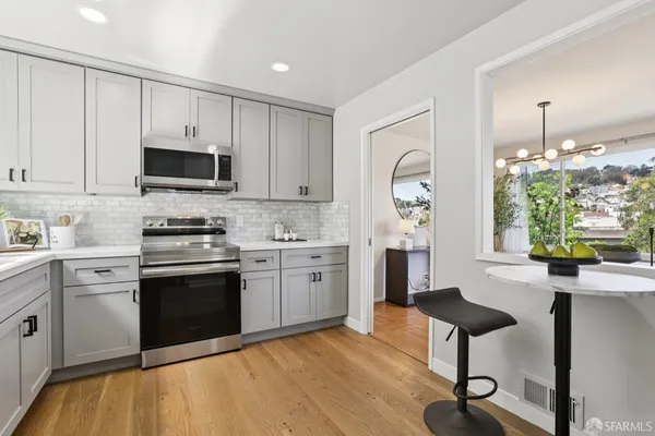 $1,195,000 | 119 Trumbull Street, San Francisco, CA 94112