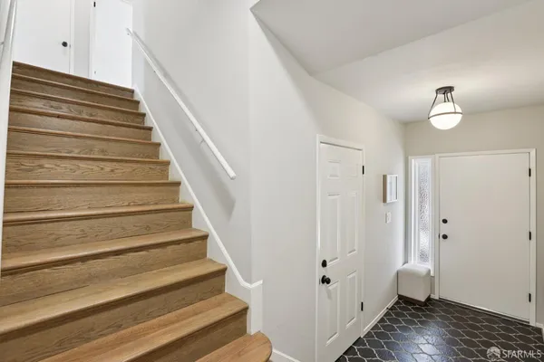 $1,195,000 | 119 Trumbull Street, San Francisco, CA 94112