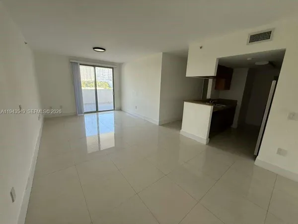 $2,600 | 36 Northwest 6th Avenue, Unit 408, Miami, FL 33128