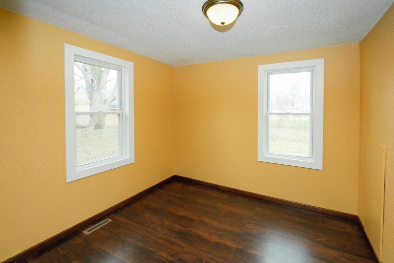 617 12th Street Three Rivers, MI 49093 - Photo 11 of 20 617 12th -111