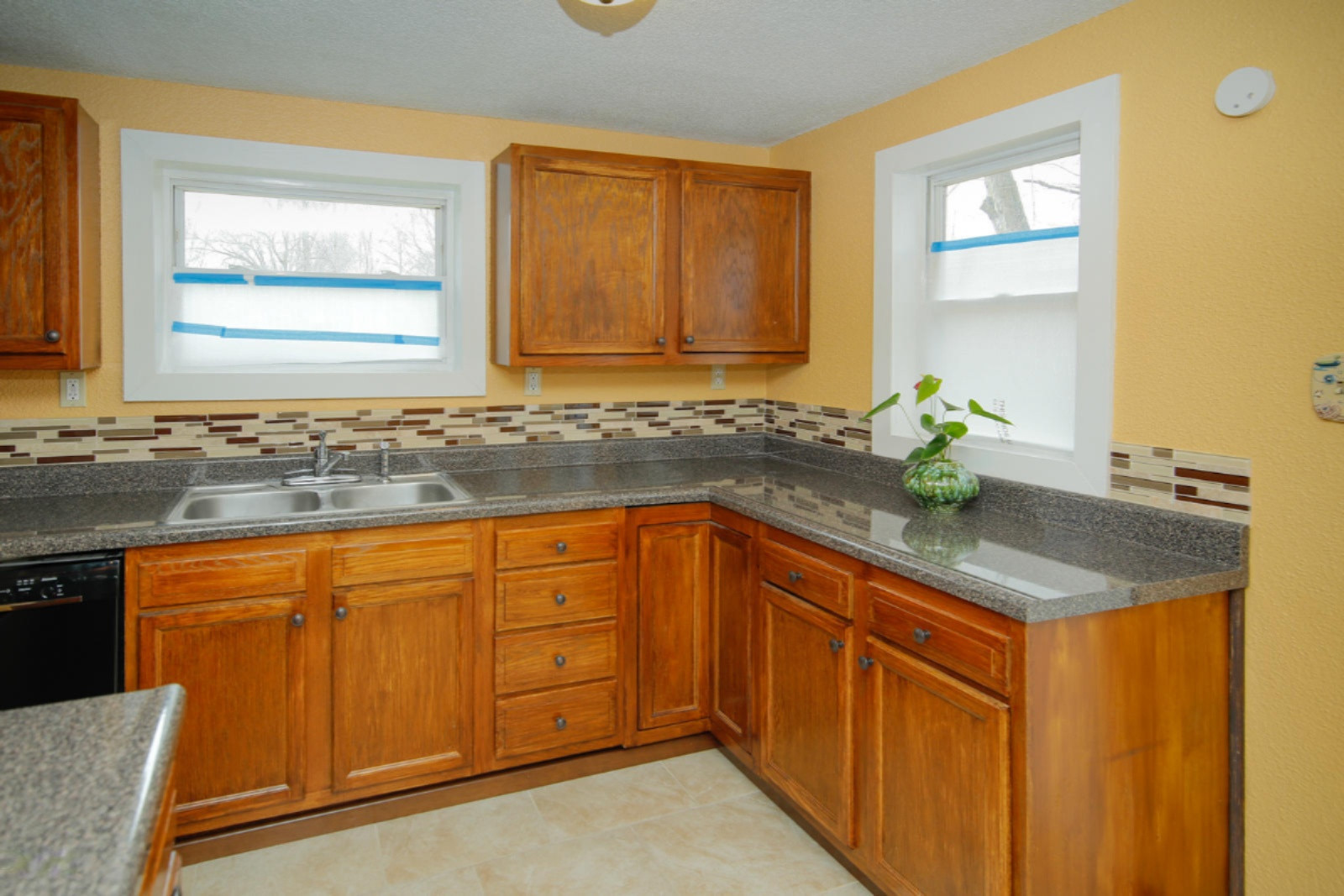 617 12th Street Three Rivers, MI 49093 - Photo 7 of 20 617 12th -107