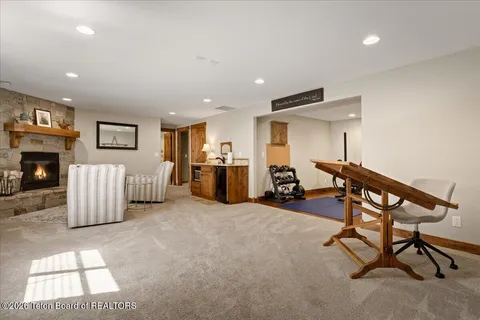 $1,100,000 | 7949 House Top Lane, Victor, ID 83455