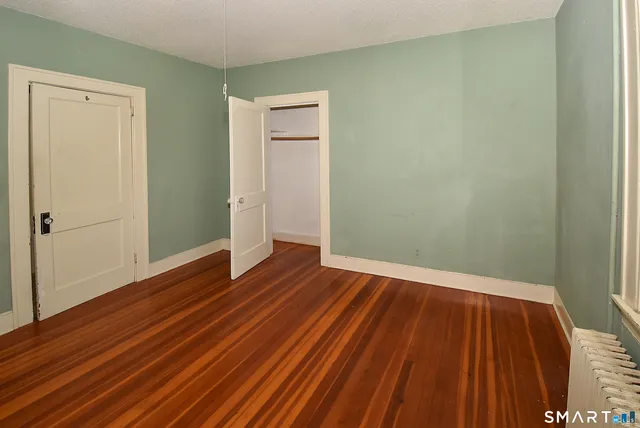 $349,900 | 11 Anderson Street, Manchester, CT 06040