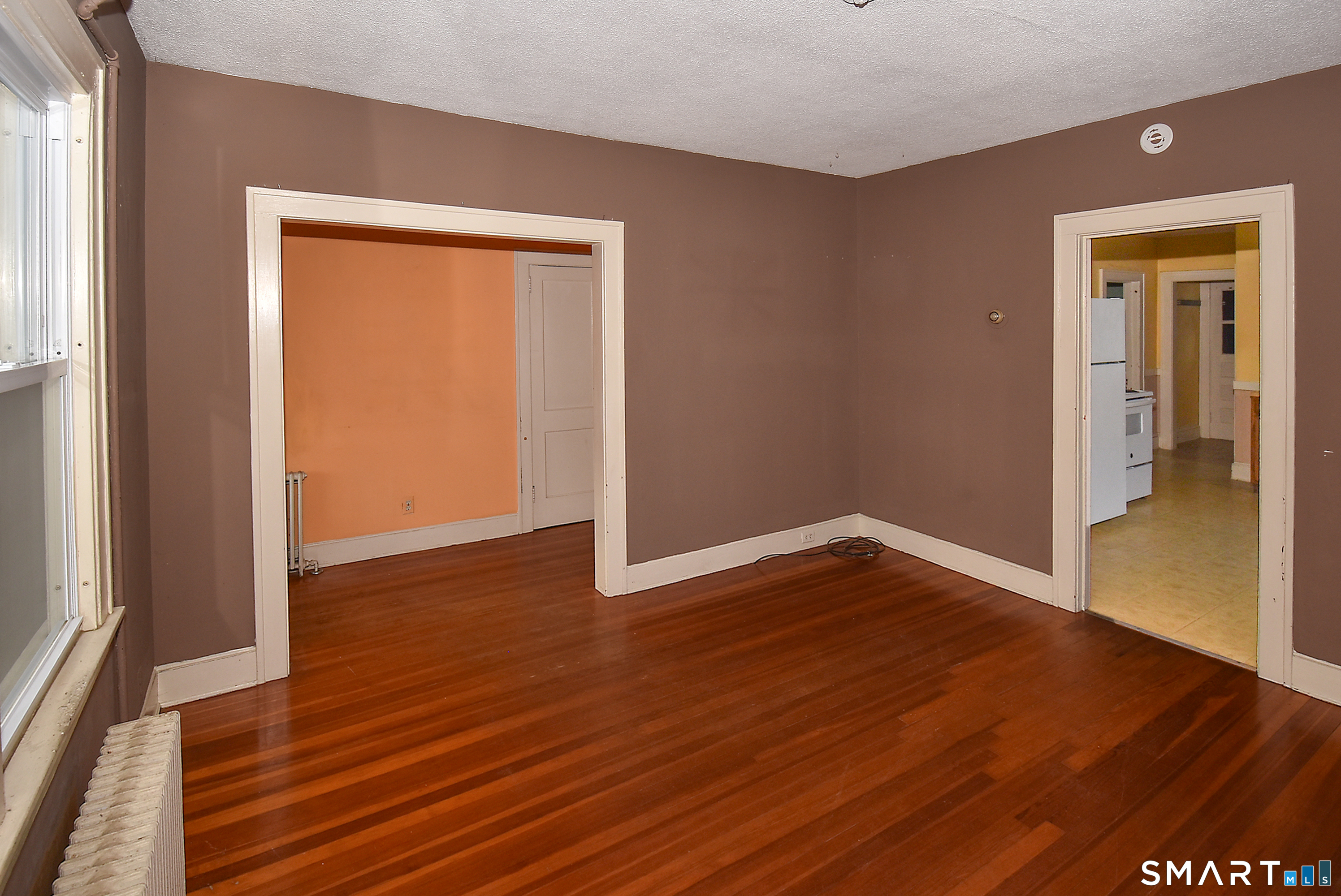 11 Anderson Street Manchester, CT 06040 - Photo 4 of 21