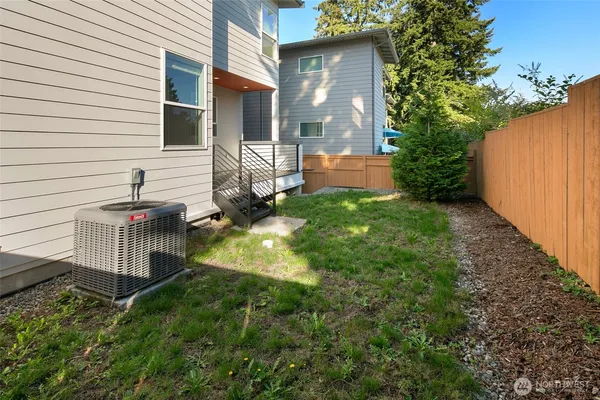 $1,200,000 | 11838 79th Avenue South, Seattle, WA 98178
