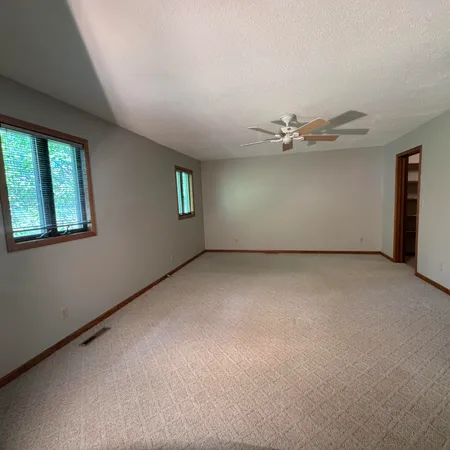 $325,000 | 17645 Igloo Road, Sparta, WI 54656