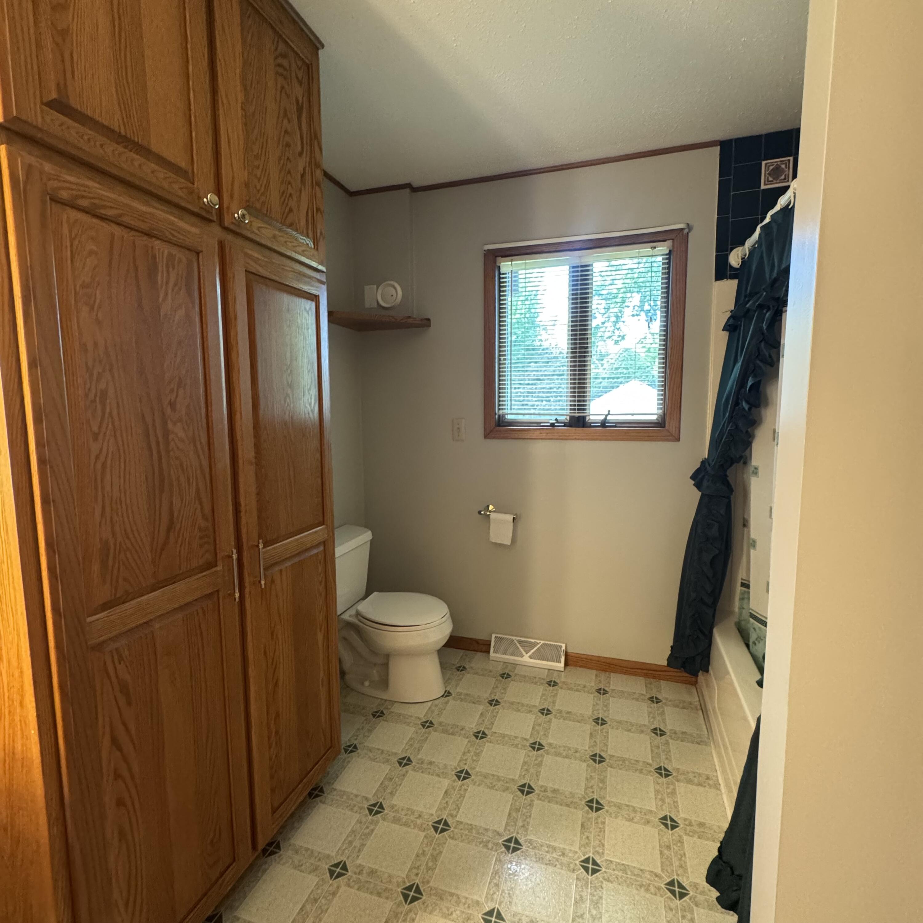 17645 Igloo Road Sparta, WI 54656 - Photo 9 of 20 Bathroom