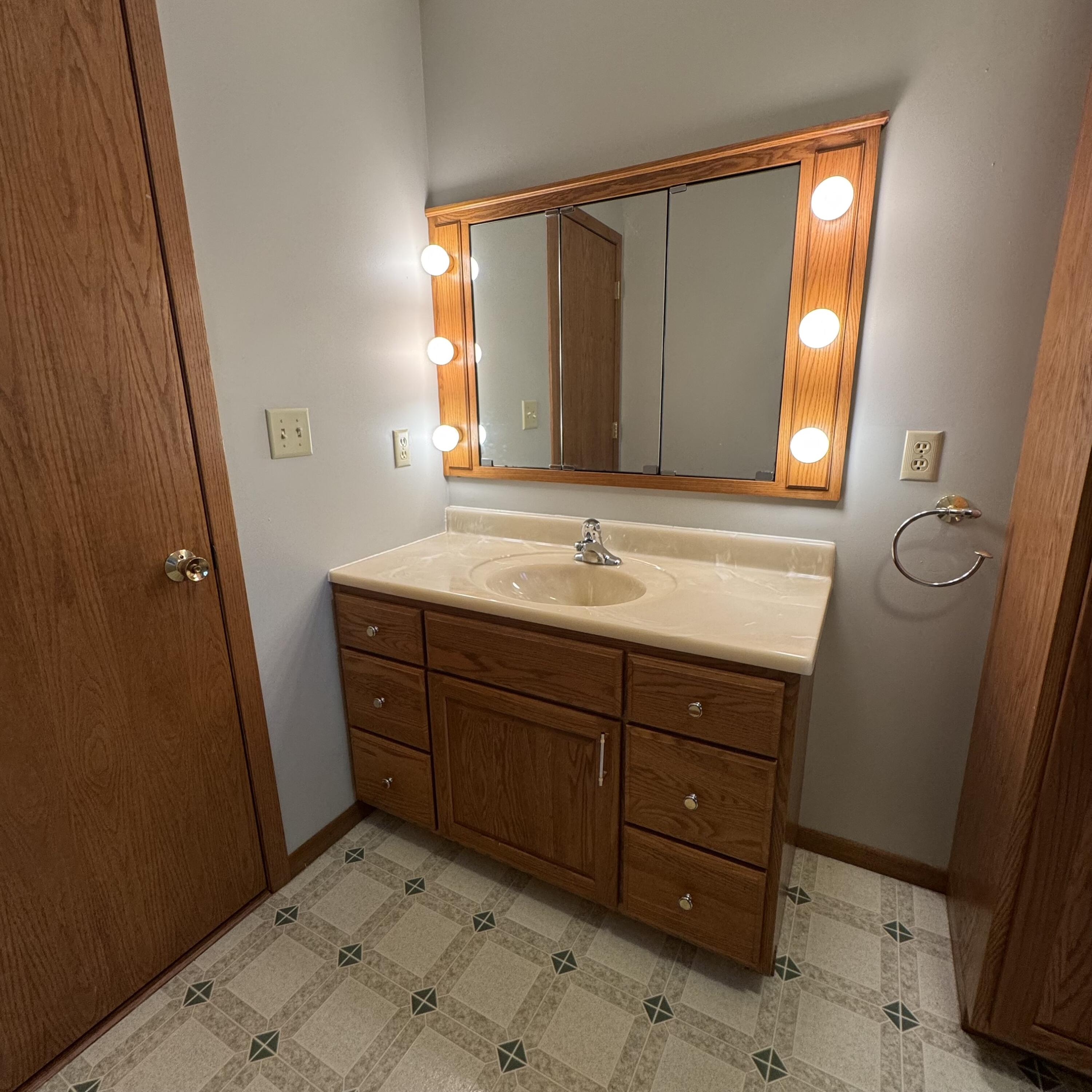 17645 Igloo Road Sparta, WI 54656 - Photo 10 of 20 Bathroom