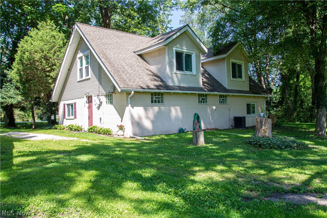 1785 Collier Road Akron, OH 44320 - Photo 19 of 21