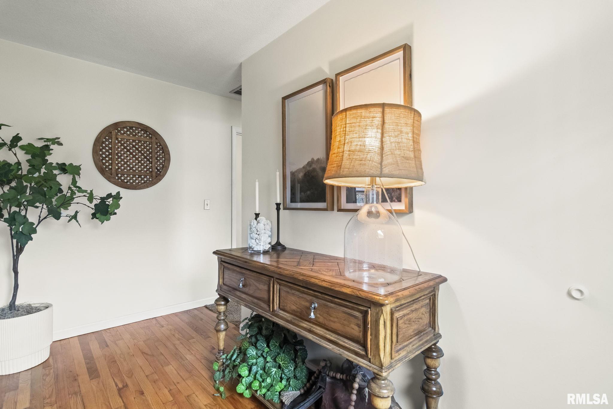 7 Ramblewood Road Chatham, IL 62629 - Photo 5 of 40 Gallery Image 5