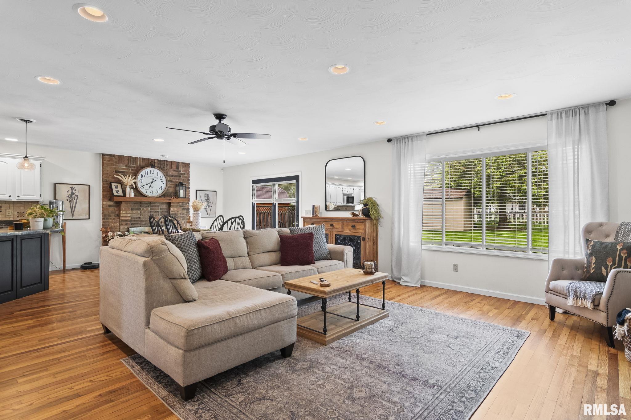 7 Ramblewood Road Chatham, IL 62629 - Photo 6 of 40 Gallery Image 6