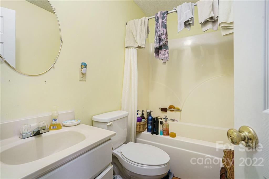 231 Old Hardin Road Dallas, NC 28034 - Photo 9 of 16 Gallery Image 9
