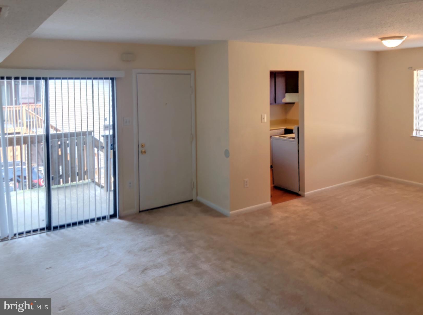 2562 Fox Ridge Court, Unit 38 Woodbridge, VA 22192 - Photo 5 of 12 Interior (General)