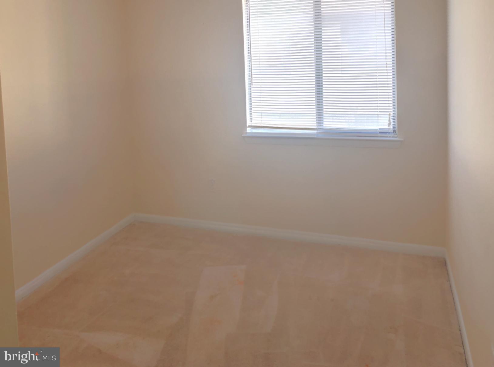 2562 Fox Ridge Court, Unit 38 Woodbridge, VA 22192 - Photo 9 of 12 Bedroom