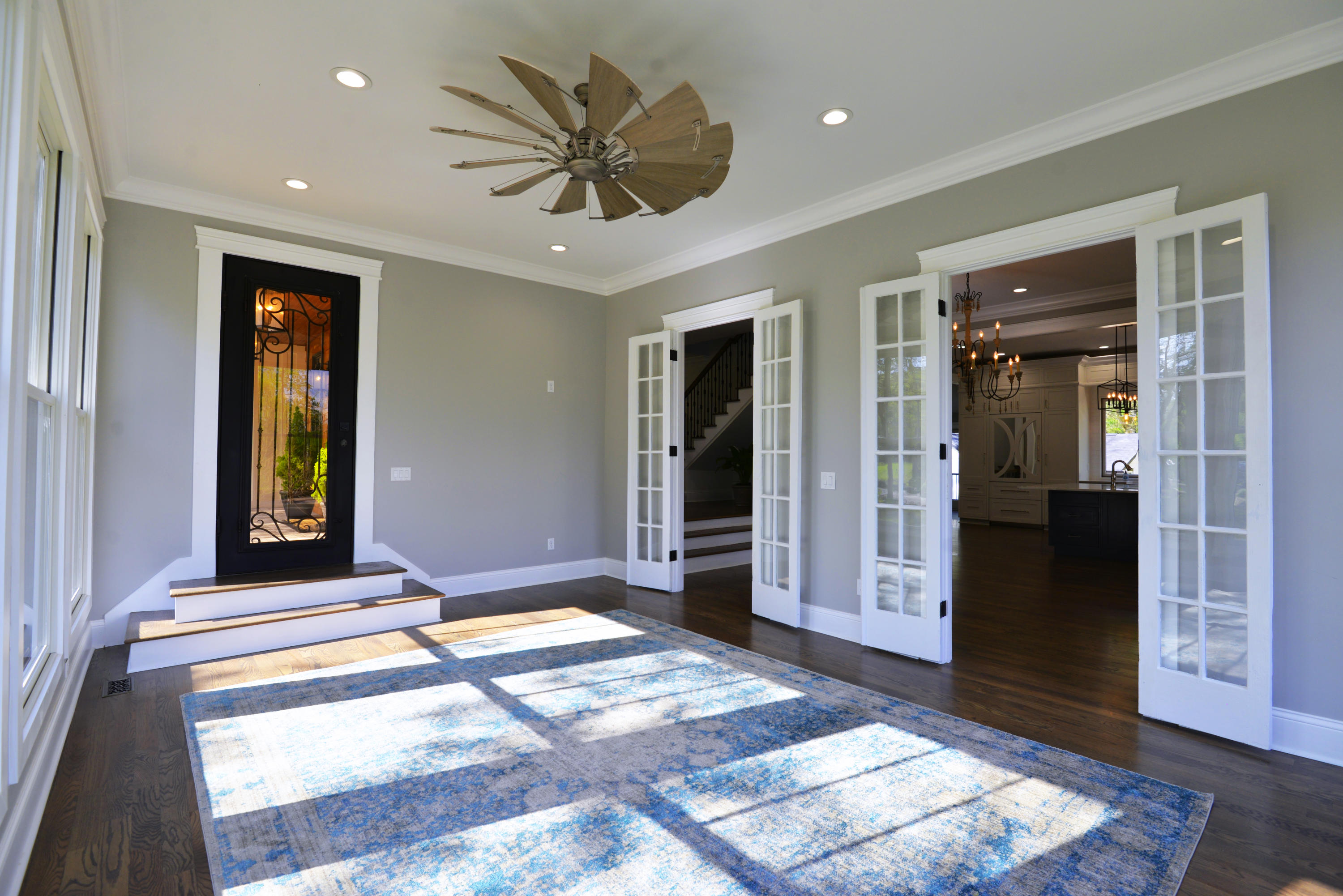 211 West Brow Road Lookout Mountain, TN 37350 - Photo 15 of 74 Sunrooom view 2