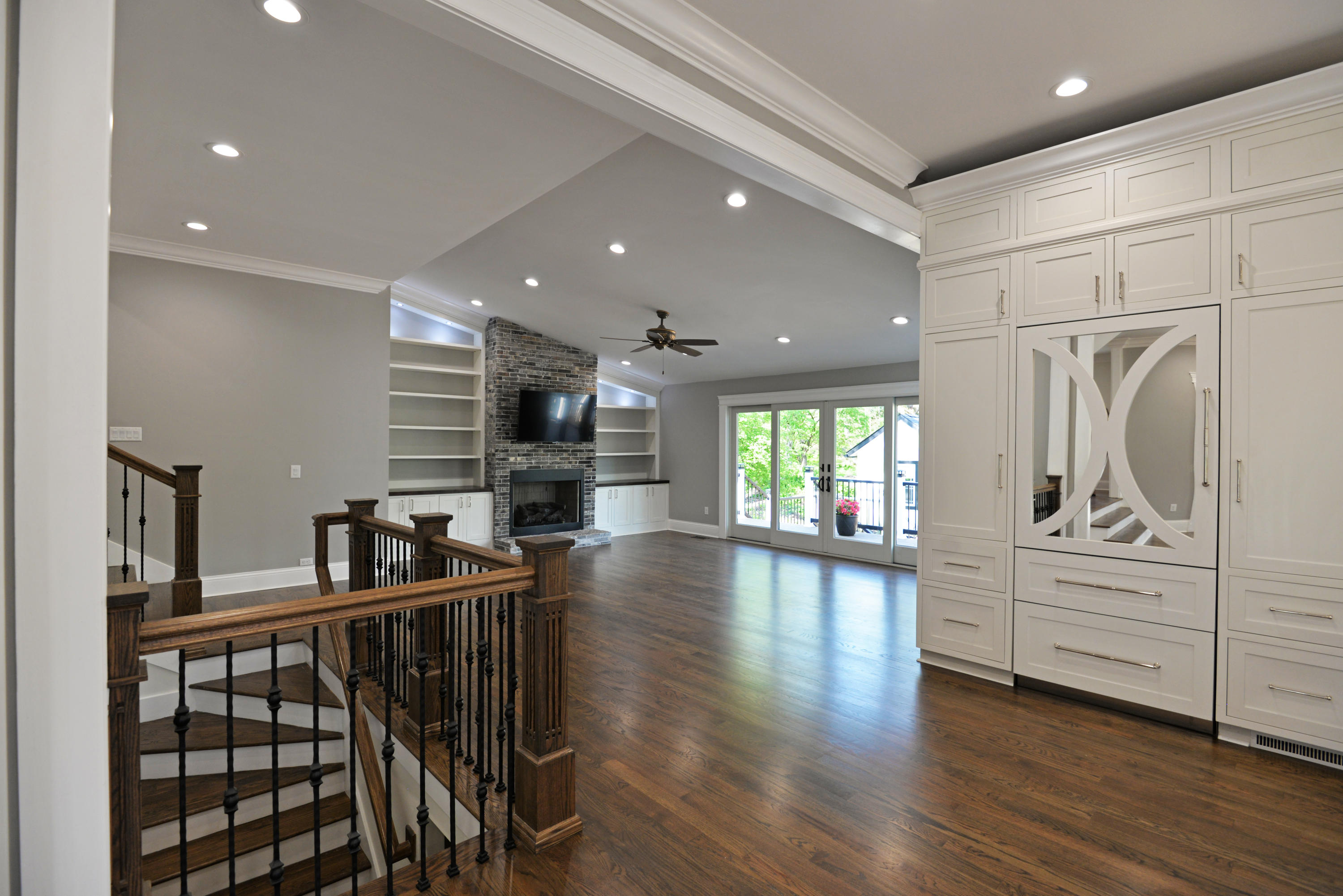 211 West Brow Road Lookout Mountain, TN 37350 - Photo 21 of 74 Gathering room from kitchen