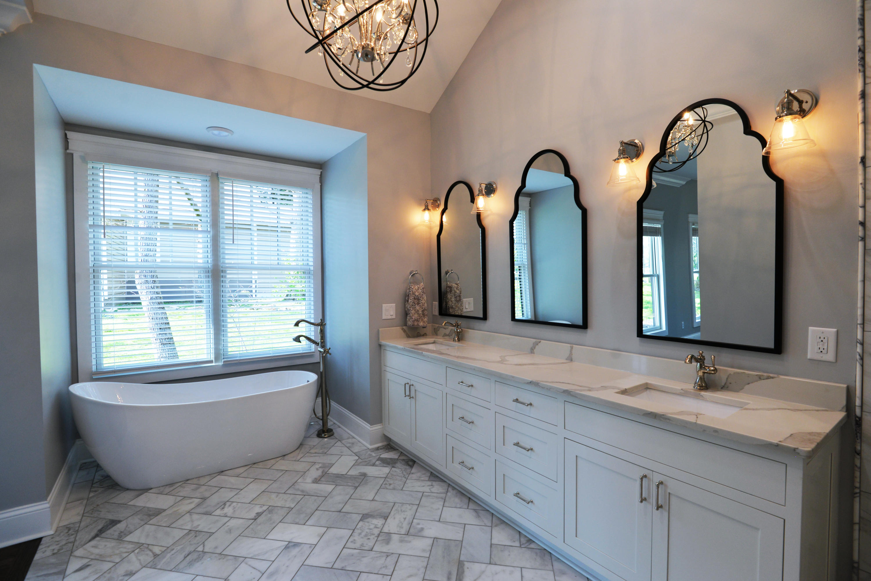 211 West Brow Road Lookout Mountain, TN 37350 - Photo 31 of 74 Master bath view 3