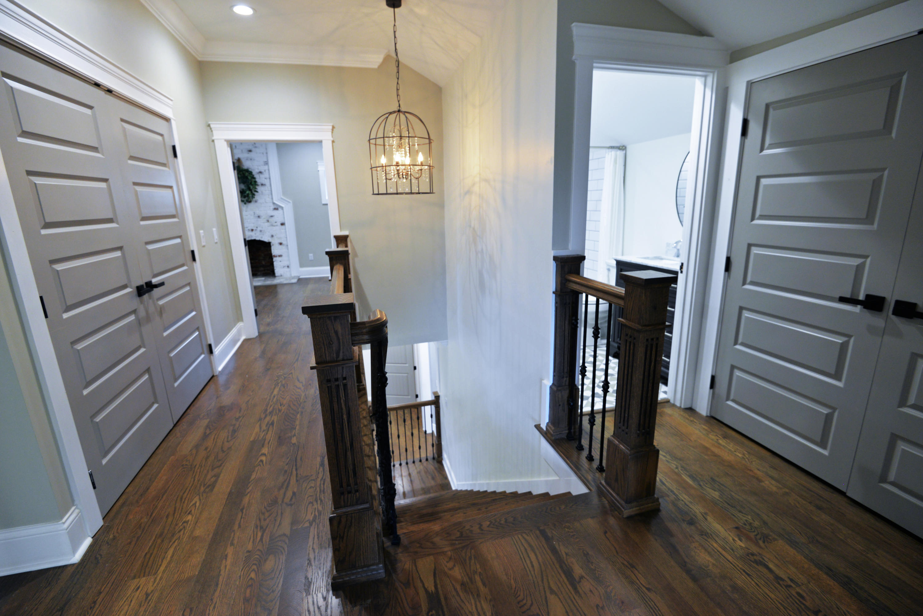 211 West Brow Road Lookout Mountain, TN 37350 - Photo 33 of 74 Upstairs landing