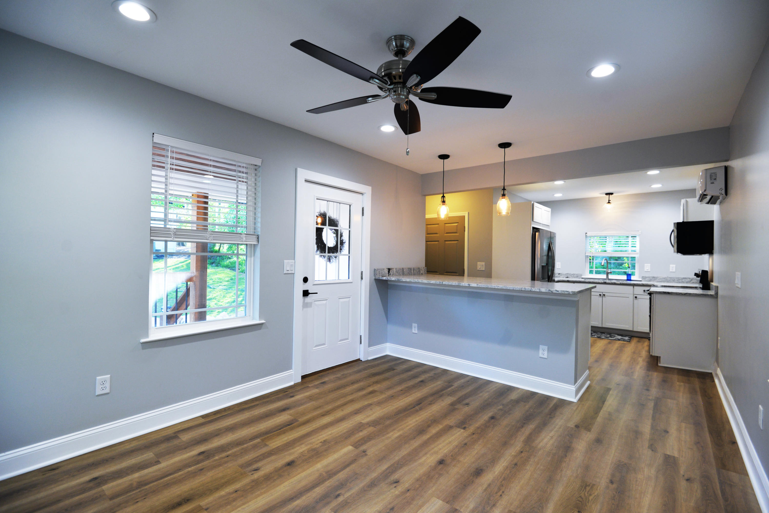 211 West Brow Road Lookout Mountain, TN 37350 - Photo 57 of 74 Guest house living room