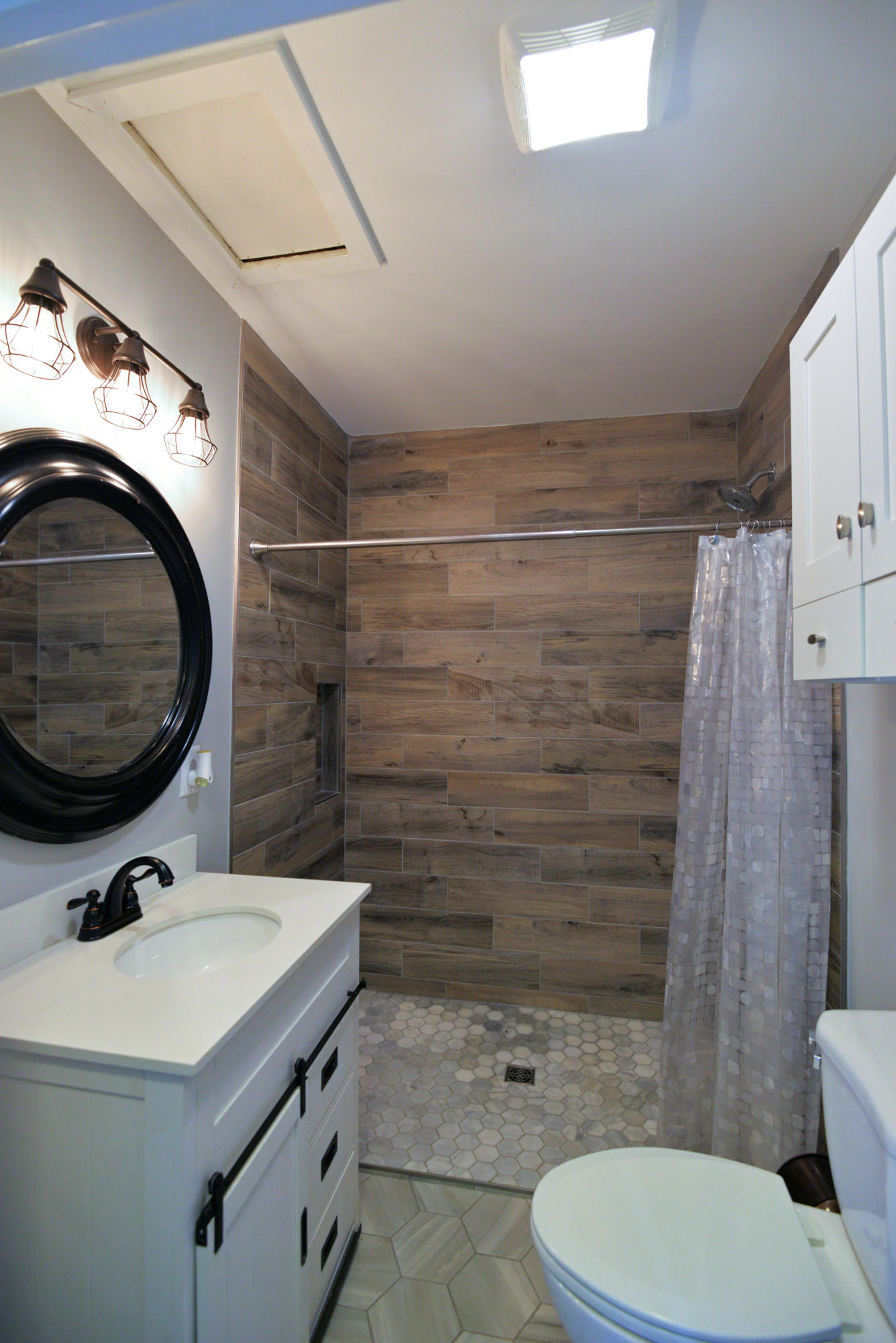 211 West Brow Road Lookout Mountain, TN 37350 - Photo 61 of 74 Guest house bathroom