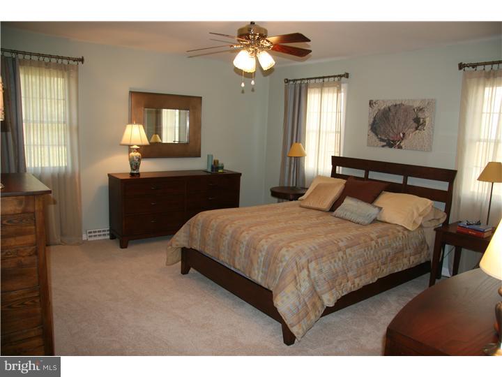 39 Crown Road Ewing, NJ 08638 - Photo 13 of 23