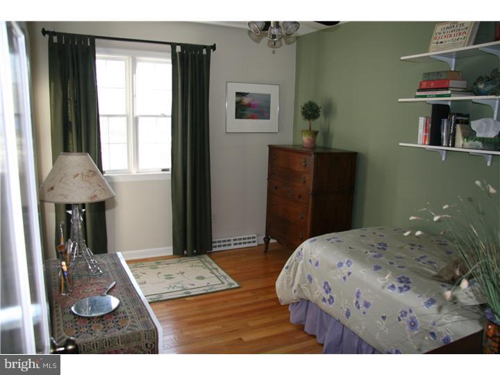 39 Crown Road Ewing, NJ 08638 - Photo 15 of 23