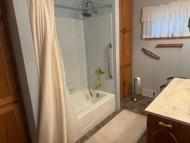 $329,900 | 22495 Co Hwy DD, Richland Center, WI 53581