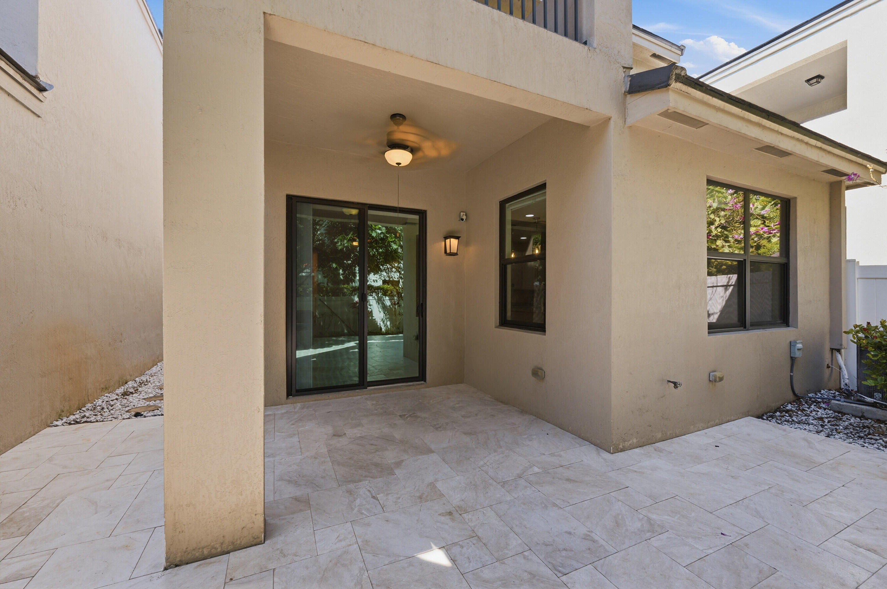 340 Northwest 33rd Lane Pompano Beach, FL 33069 - Photo 37 of 47 a view of a room that has a large window