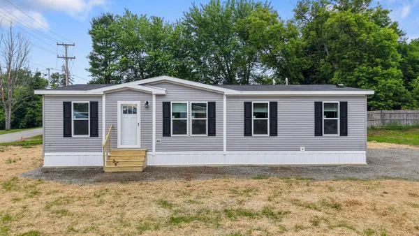 $275,000 | 17 Spring Street, Augusta, ME 04330