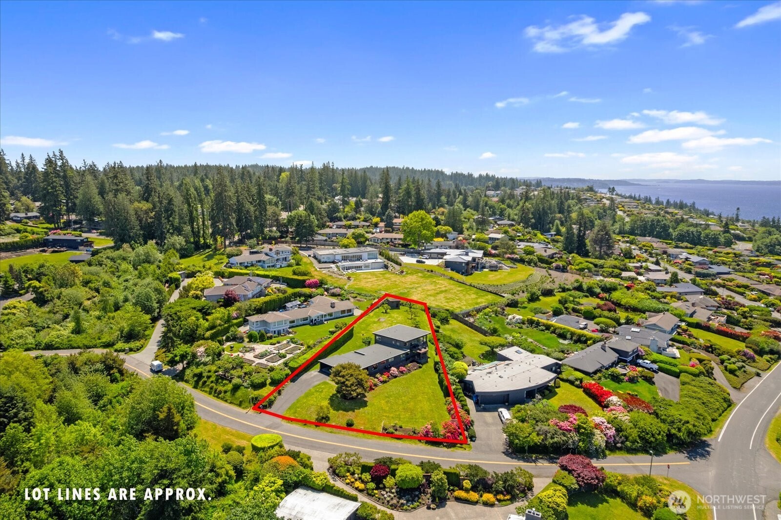 18220 Ridgefield Road Northwest Shoreline, WA 98177 - Photo 36 of 40 a view of a city