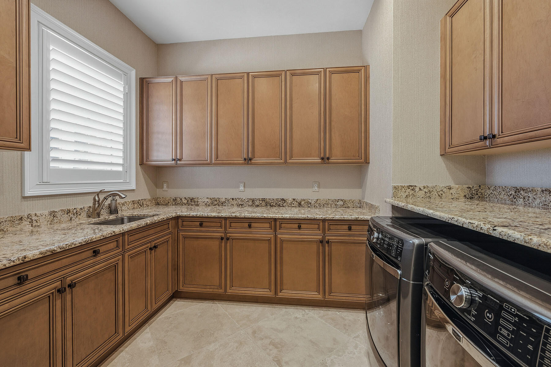 3849 Isla Del Sol Way Naples, FL 34114 - Photo 22 of 50 226005981k