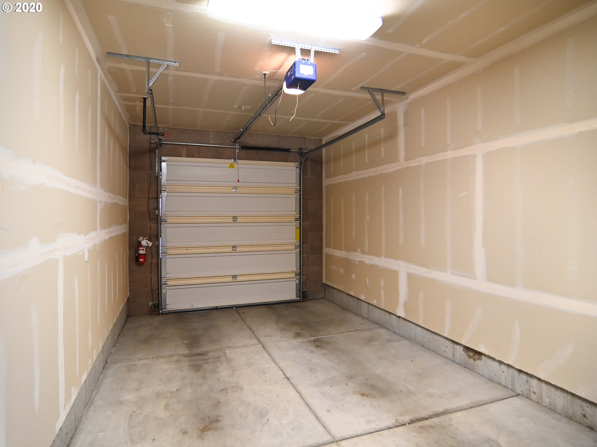 347 Rustic Place, Unit 16 Eugene, OR 97401 - Photo 26 of 29 Gallery Image 26