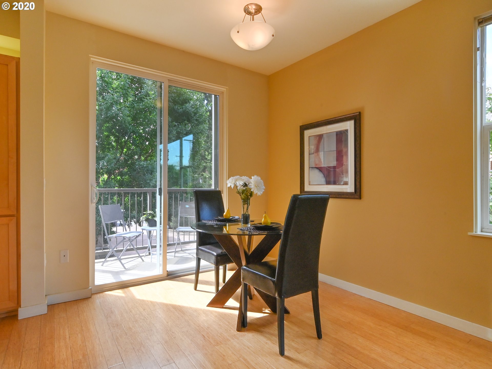 347 Rustic Place, Unit 16 Eugene, OR 97401 - Photo 7 of 29 Gallery Image 7