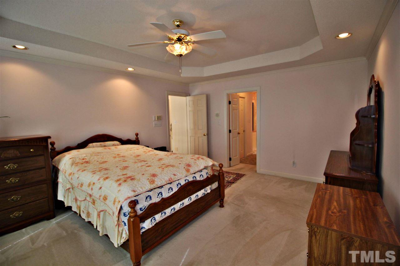 5429 Den Heider Way Raleigh, NC 27606 - Photo 15 of 25 Gallery Image 15