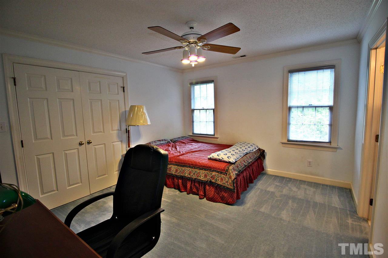 5429 Den Heider Way Raleigh, NC 27606 - Photo 23 of 25 Gallery Image 23