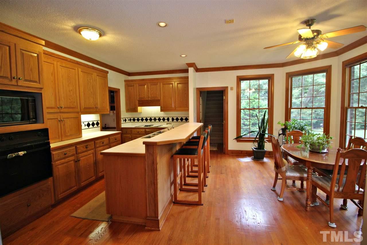 5429 Den Heider Way Raleigh, NC 27606 - Photo 9 of 25 Gallery Image 9