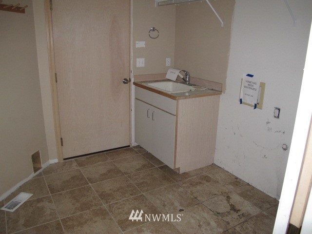 16822 Weaver Lane Southwest Rochester, WA 98579 - Photo 14 of 22 Gallery Image 14