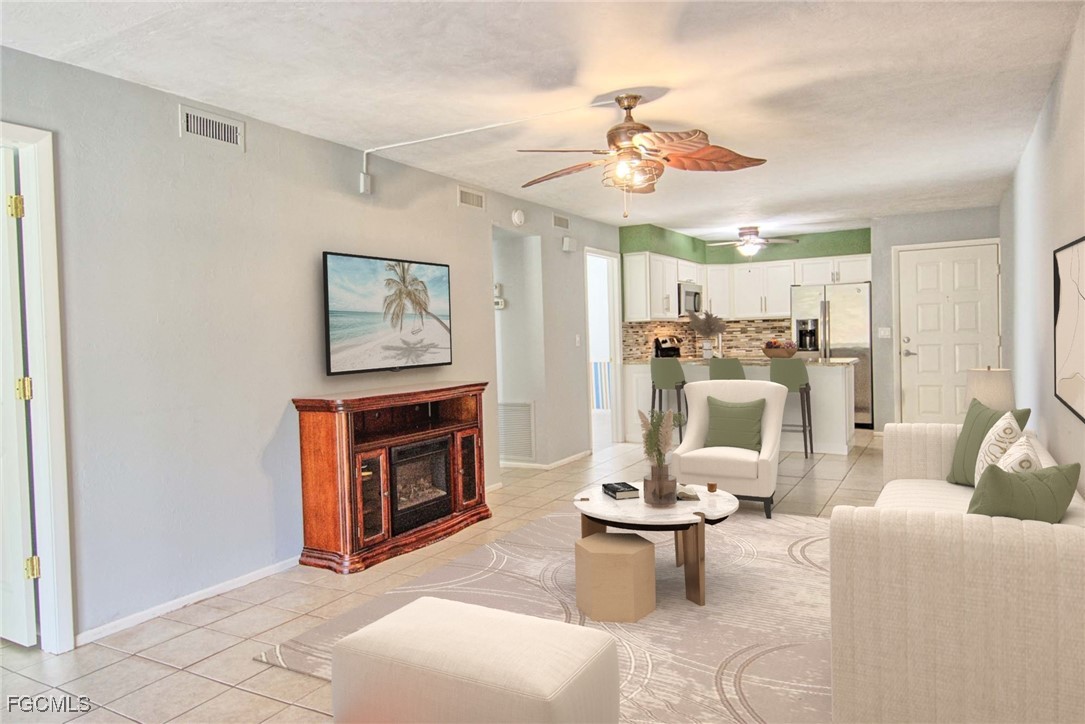 1100 Pondella Road, Unit 807 Cape Coral, FL 33909 - Photo 4 of 28