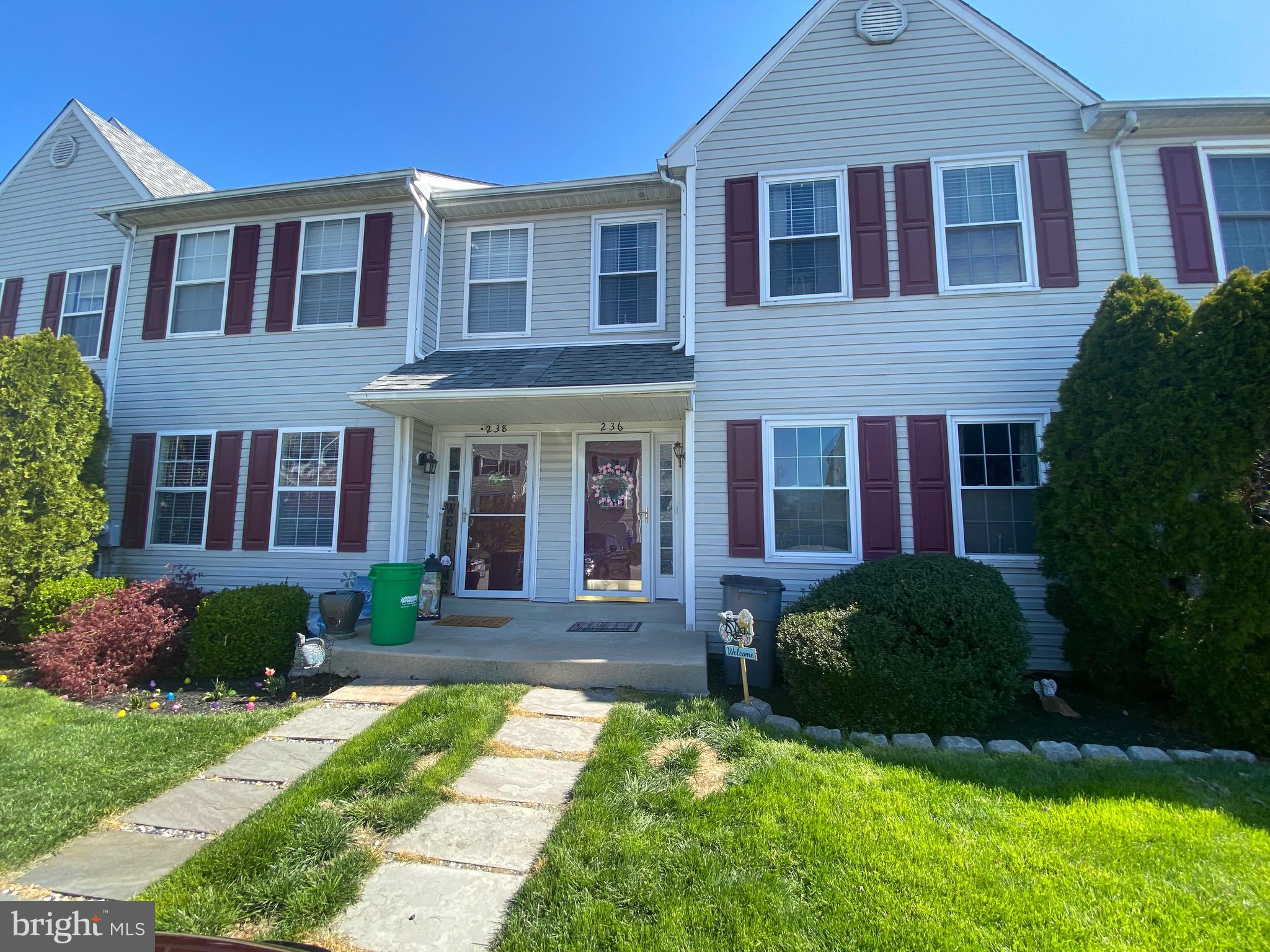 236 Springvalley Way Aston, PA 19014 - Photo 1 of 30 Gallery Image 1