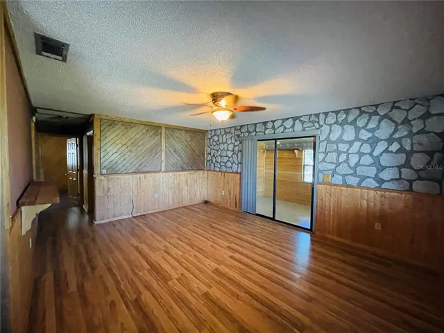 a view of a interior in the house