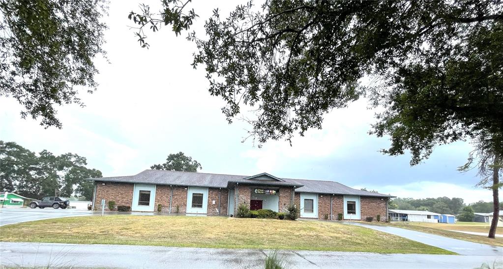 9360 Southwest 101st Lane Ocala, FL 34481 - Photo 32 of 37