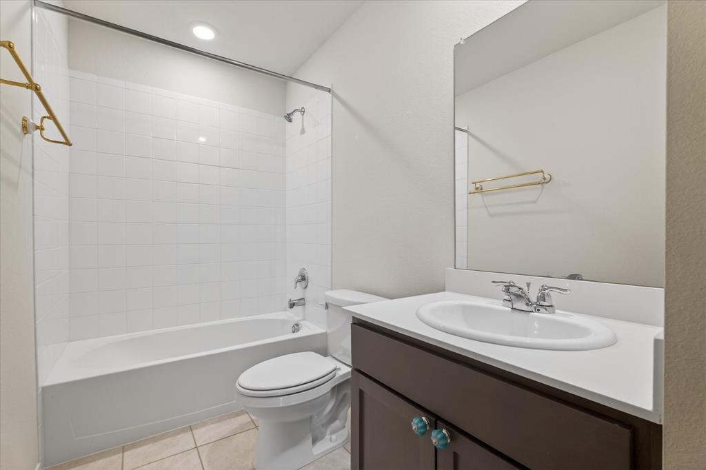 301 Samuel Street Denton, TX 76207 - Photo 13 of 38