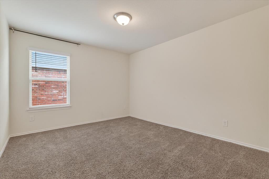 301 Samuel Street Denton, TX 76207 - Photo 15 of 38