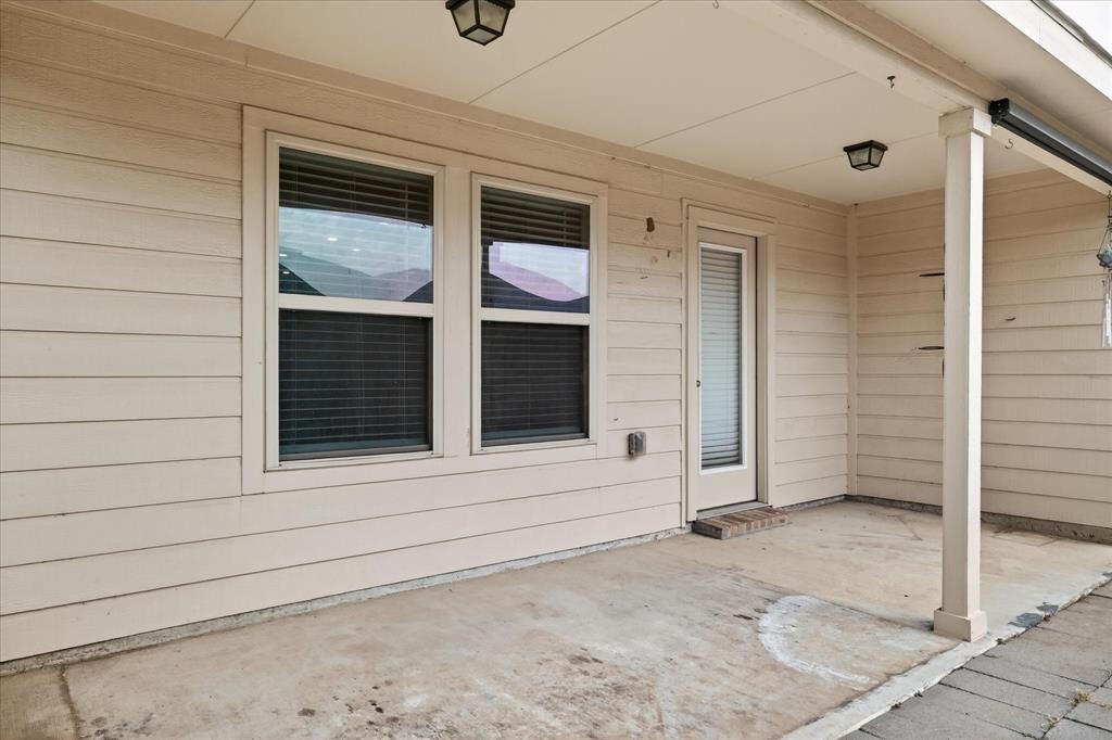 301 Samuel Street Denton, TX 76207 - Photo 35 of 38