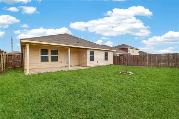 $370,000 | 301 Samuel Street, Denton, TX 76207
